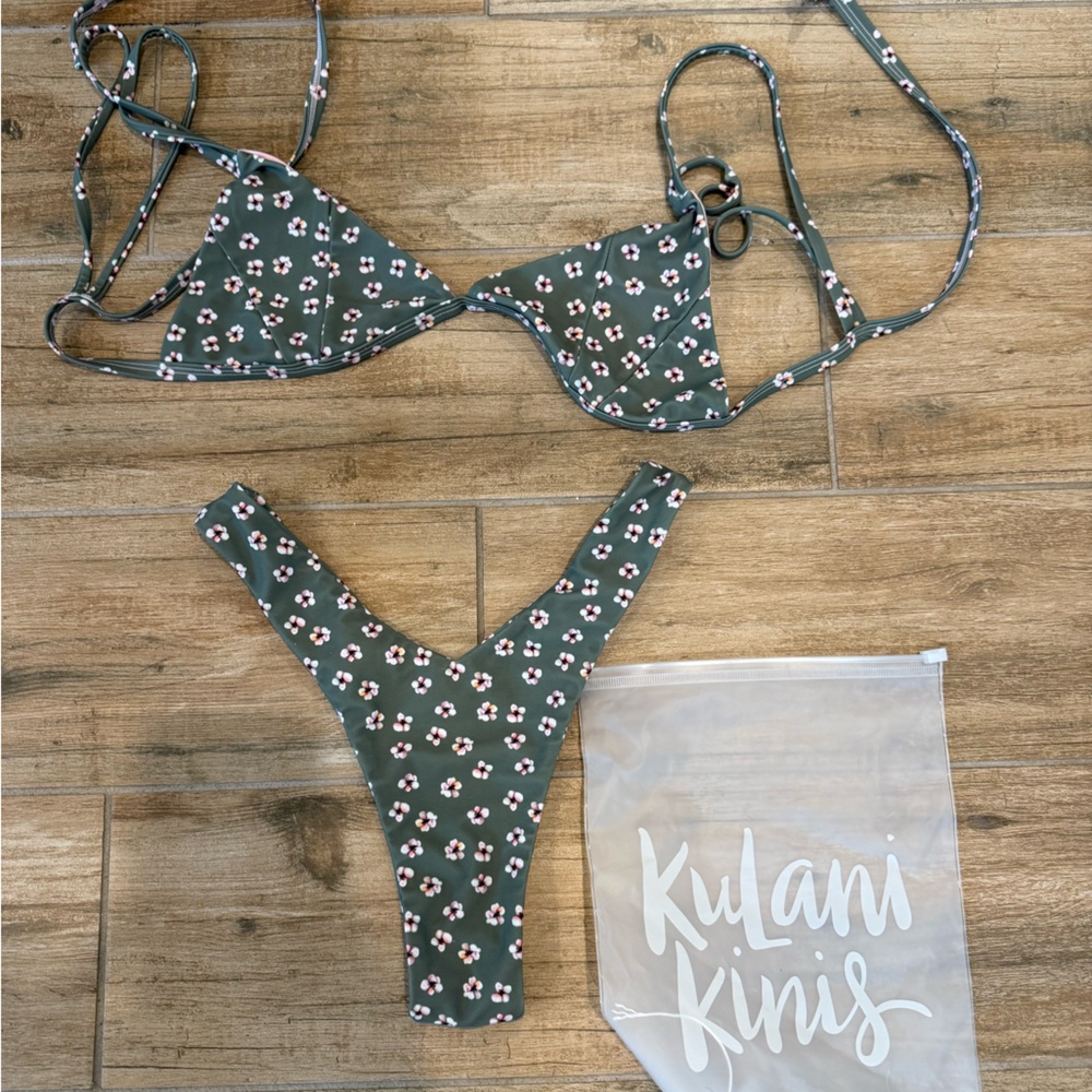 Kulani Kinis Green Floral Bikini Med